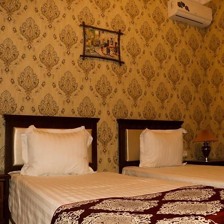 Margiana Hotel Samarkand Buitenkant foto